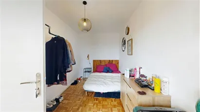 Room for rent in Pau, Nouvelle-Aquitaine