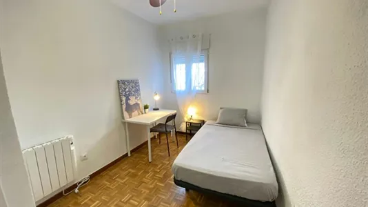 Rooms in Madrid Carabanchel - photo 2