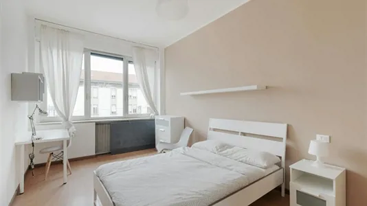 Rooms in Milano Zona 2 - Stazione Centrale, Gorla, Turro, Greco, Crescenzago - photo 3