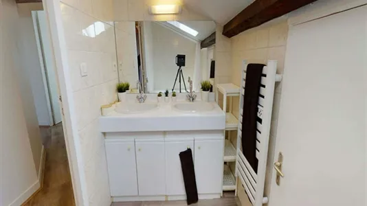 Rooms in Toulouse - photo 7