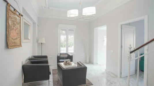 Rooms in Bami - photo 10