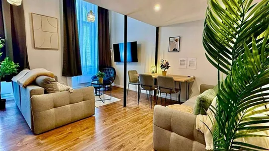 Apartments in Budapest Terézváros - photo 1