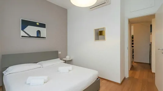 Apartments in Milano Zona 5 - Vigentino, Chiaravalle, Gratosoglio - photo 3