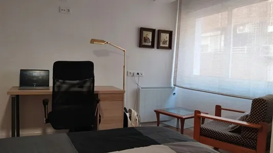 Rooms in Murcia - photo 4