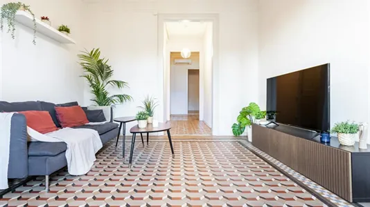 Rooms in Barcelona Ciutat Vella - photo 5