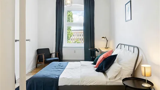 Apartments in Berlin Mitte - photo 4