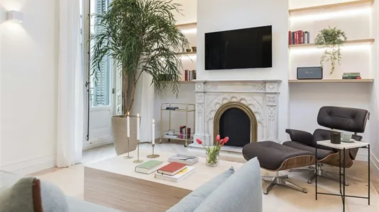 Apartments in Madrid Centro - photo 2