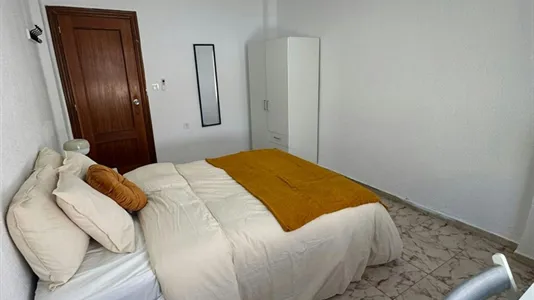 Rooms in Mislata - photo 5