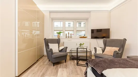 Apartments in Berlin Neukölln - photo 1