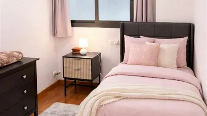 Room for rent in Barcelona Sant Martí, Barcelona
