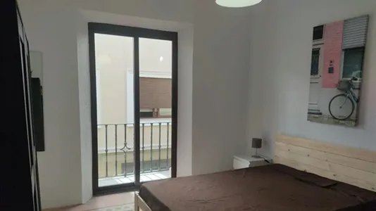 Rooms in Granada - photo 3