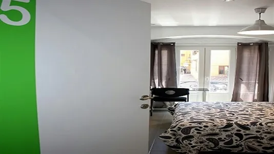 Rooms in Madrid Centro - photo 3