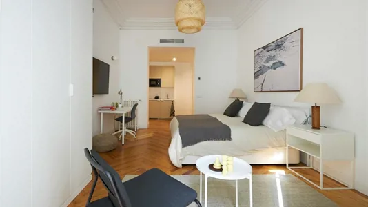 Apartments in Madrid Centro - photo 1