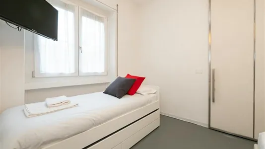 Apartments in Milano Zona 6 - Barona, Lorenteggio - photo 9