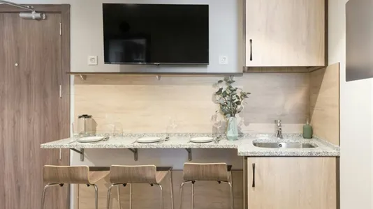 Rooms in Granada - photo 5