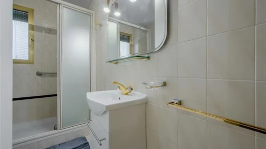 Rooms in Madrid Chamartín - photo 10