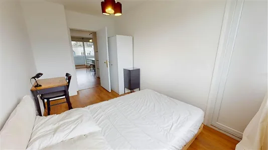 Rooms in Clermont-Ferrand - photo 2