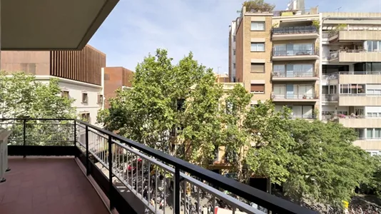 Rooms in Barcelona Eixample - photo 3