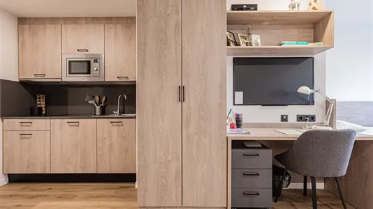 Rooms in Santander - photo 7