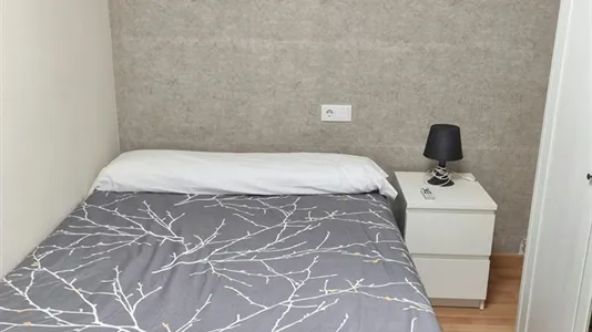 Rooms in Zaragoza - photo 4