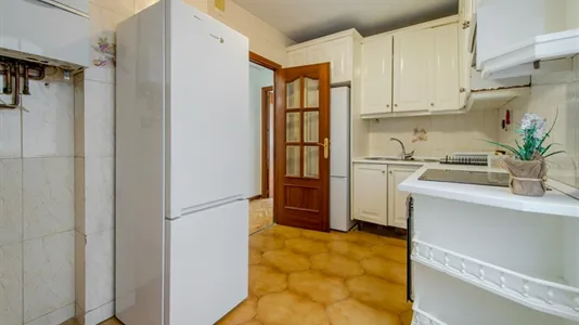 Rooms in Madrid Retiro - photo 10