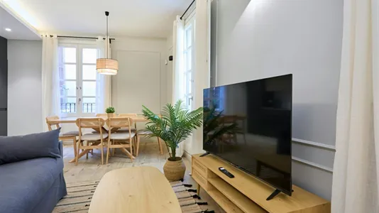 Apartments in Barcelona Ciutat Vella - photo 7