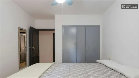 Rooms in Burjassot - photo 3