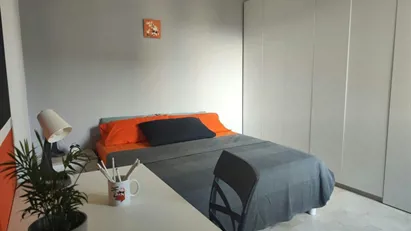 Room for rent in Bologna, Emilia-Romagna