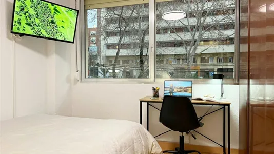 Rooms in Madrid Ciudad Lineal - photo 5