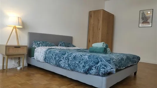 Rooms in Saint-Julien-en-Genevois - photo 2