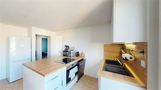 Rooms in Grenoble - photo 8